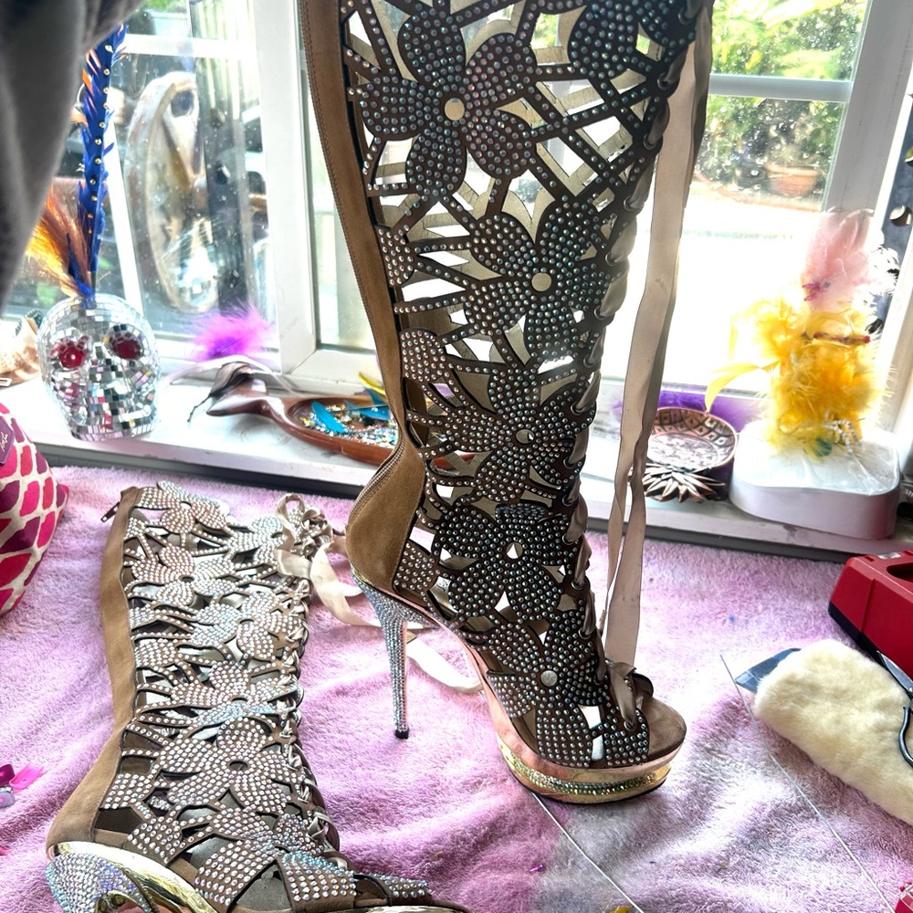 Pleaser Fantasia Rhinestone Platform Stiletto Boot - Picture 4 of 13